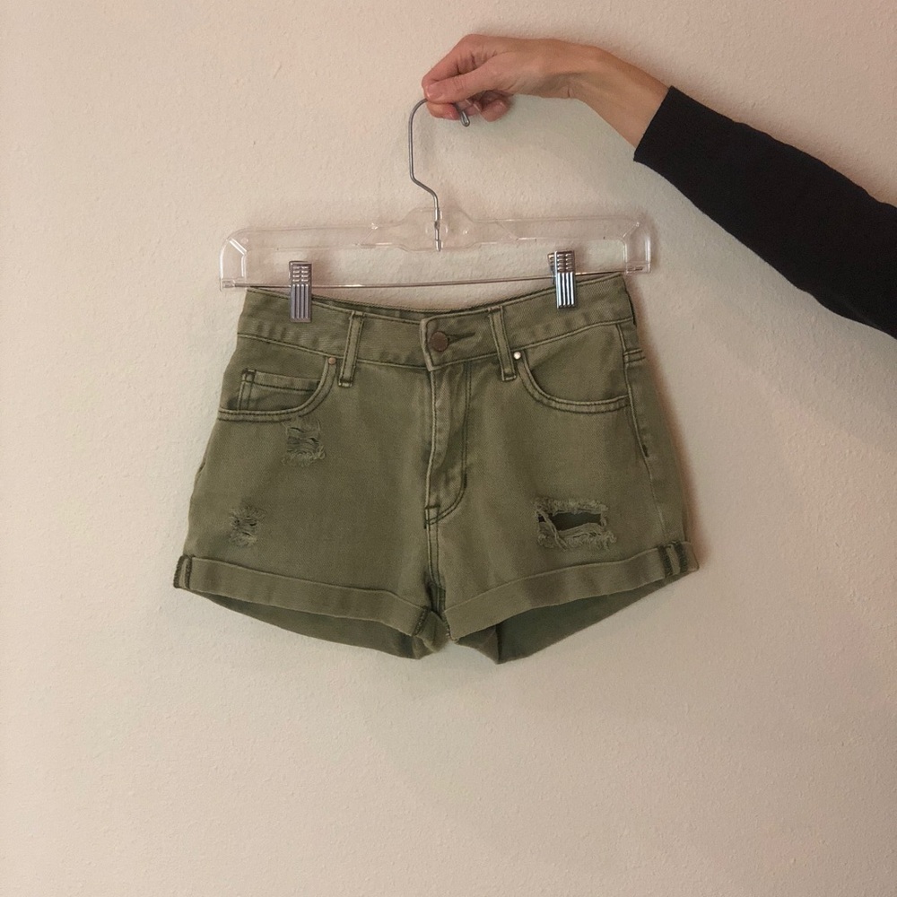 BullHead Denim Co. Olive Green High-rise Shorts - Picture 1 of 2